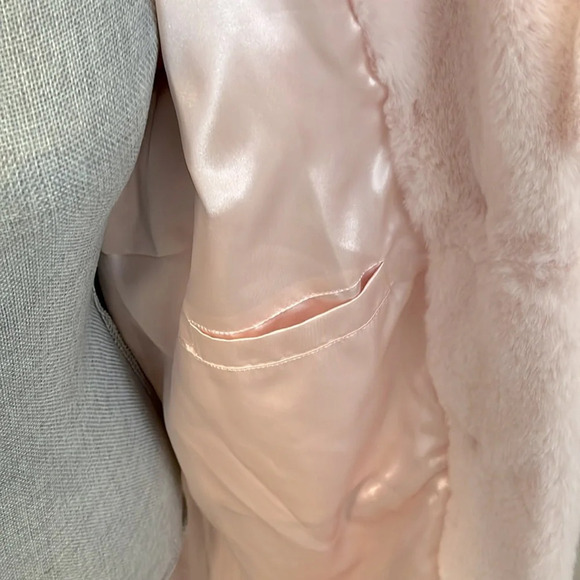 REGAL NWOT Faux Rabbit Fur Long Coat, Size L - Picture 10 of 13